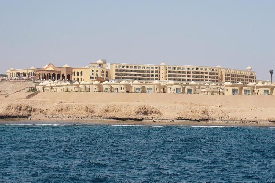 Hotel Red Sea Taj Mahal Макади Бей Екстериор снимка